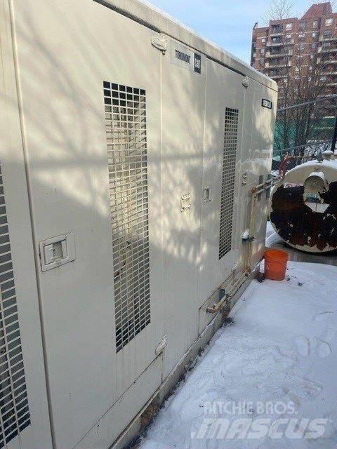 CAT XQ350, 600 Volt Dieselgeneratorer