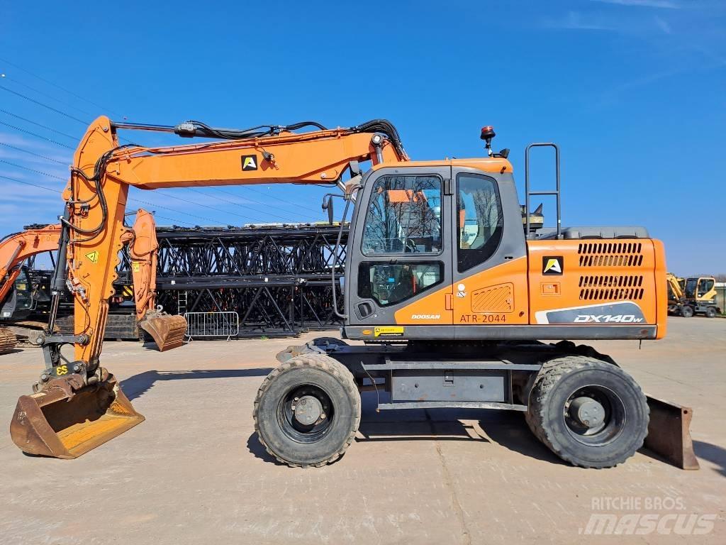 Doosan DX140W-5 Gravemaskiner på hjul