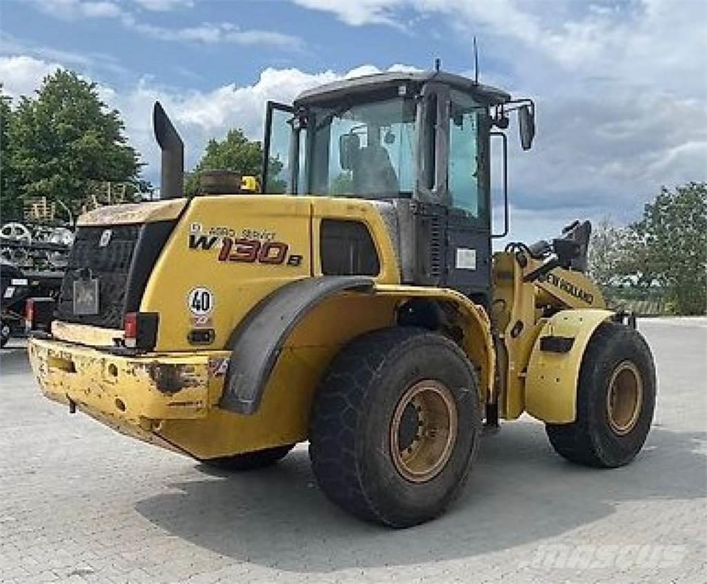 New Holland W 130B Læssemaskiner på hjul