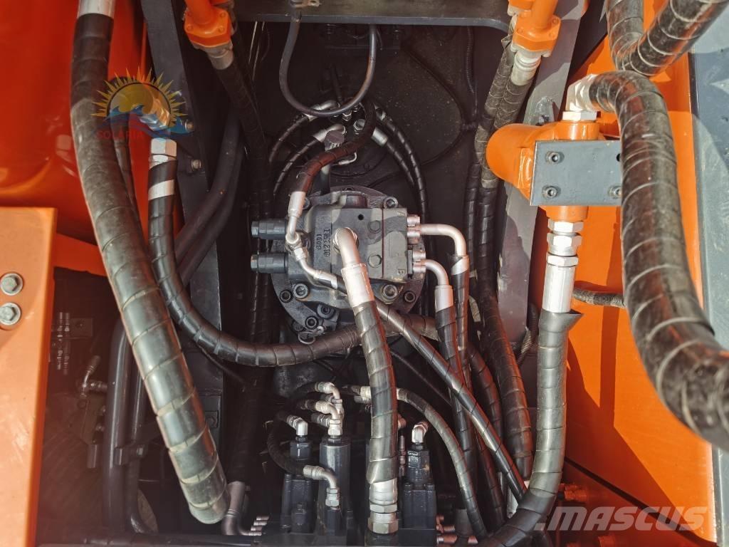 Doosan DX 300 LC Gravemaskiner på larvebånd