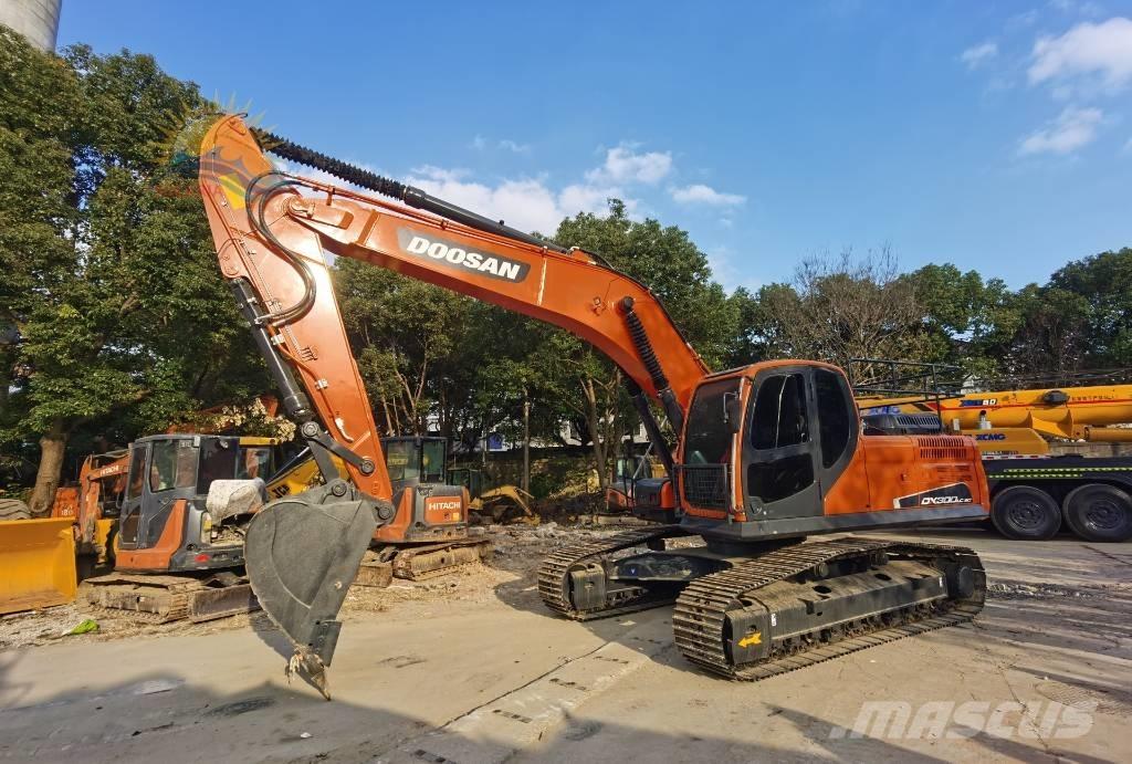 Doosan DX 300 LC Gravemaskiner på larvebånd
