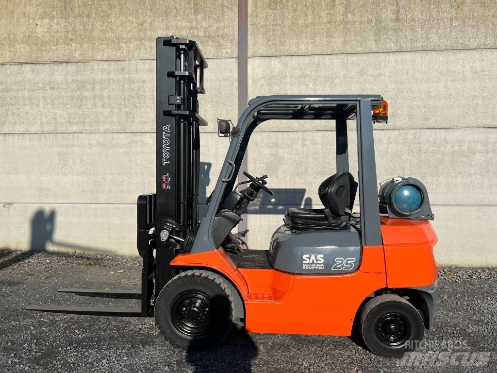 Toyota 42-7FGF25 LPG gaffeltrucks