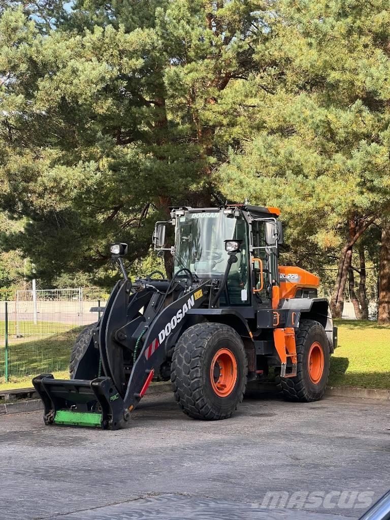 Doosan DL 220-7 Læssemaskiner på hjul