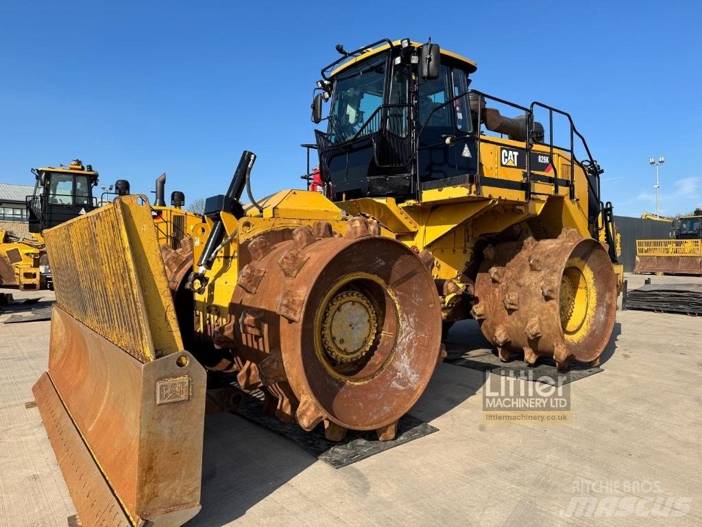 CAT 826K Affaldskompaktorer