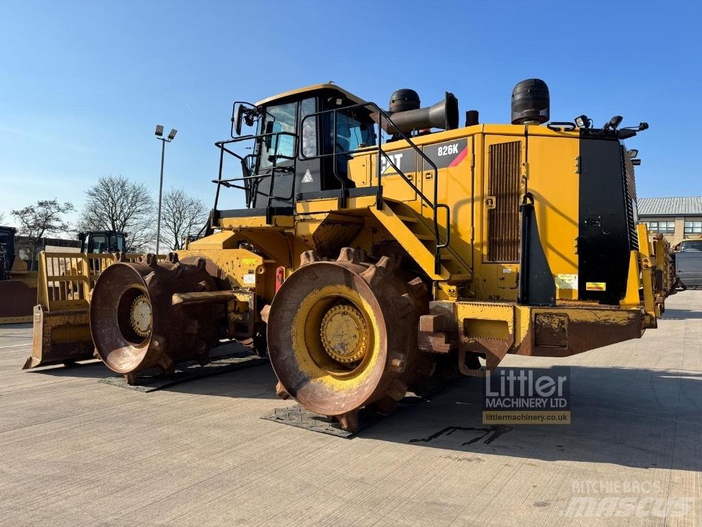 CAT 826K Affaldskompaktorer