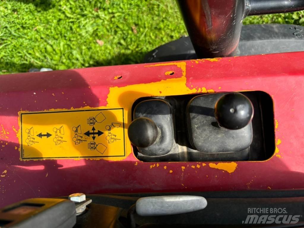 JCB 2 THS Dumpere