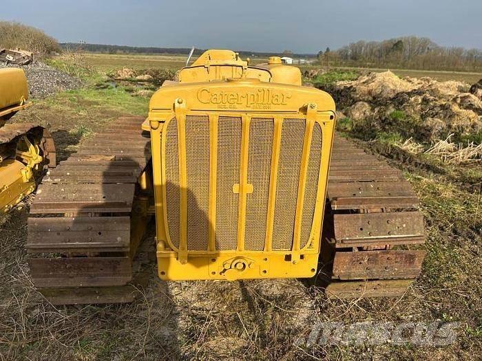 CAT D4 - Bulldozer på larvebånd