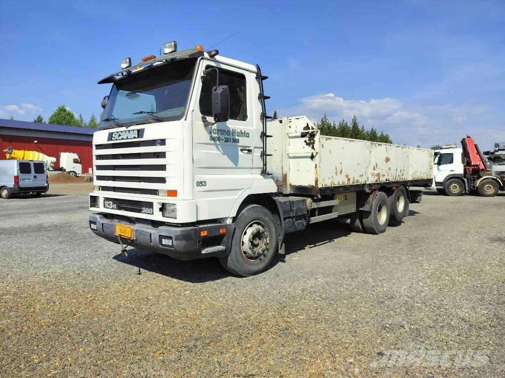 Scania 113 H 360 Lastbil med lad/Flatbed
