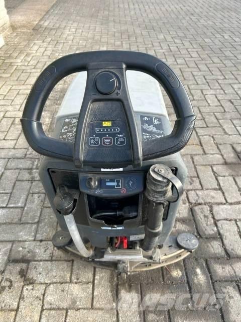 Nilfisk SC 40143 BD Fejemaskiner