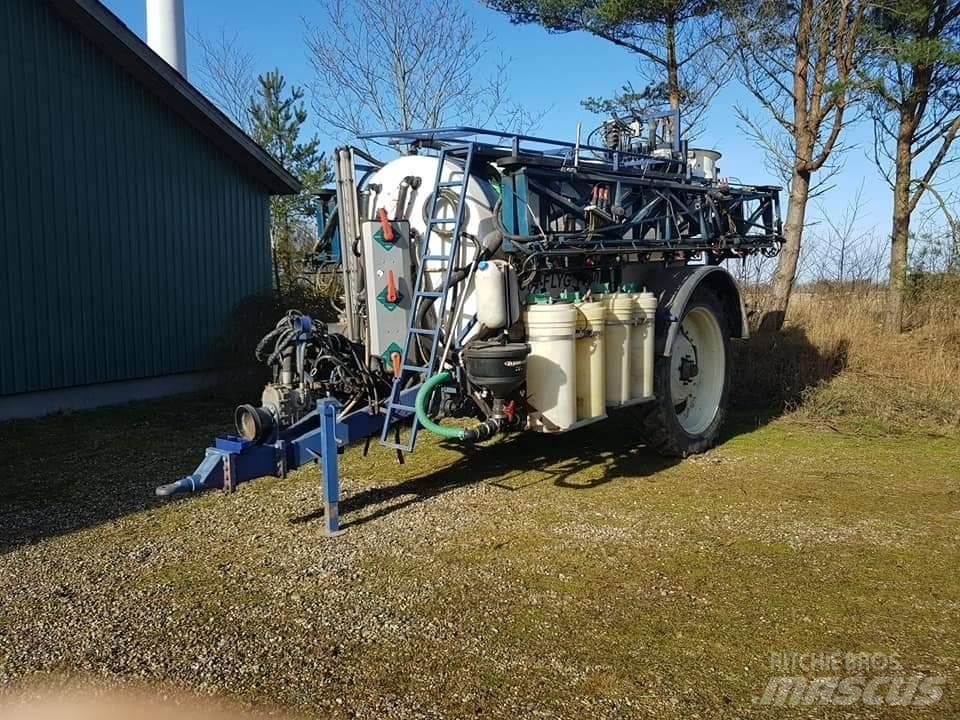 Kyndestoft 7000 30m Trailersprøjter