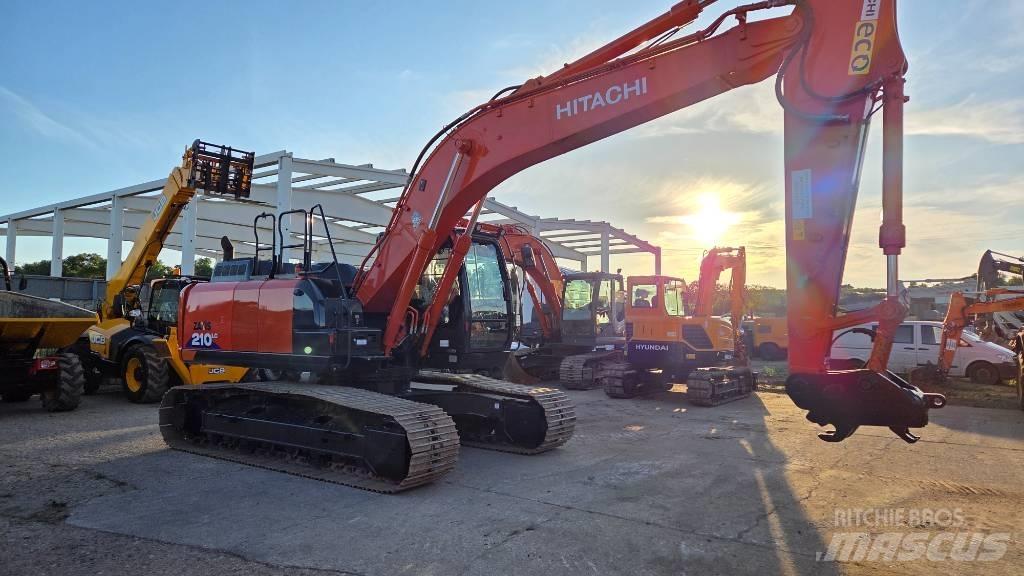 Hitachi ZX 210 Gravemaskiner på larvebånd