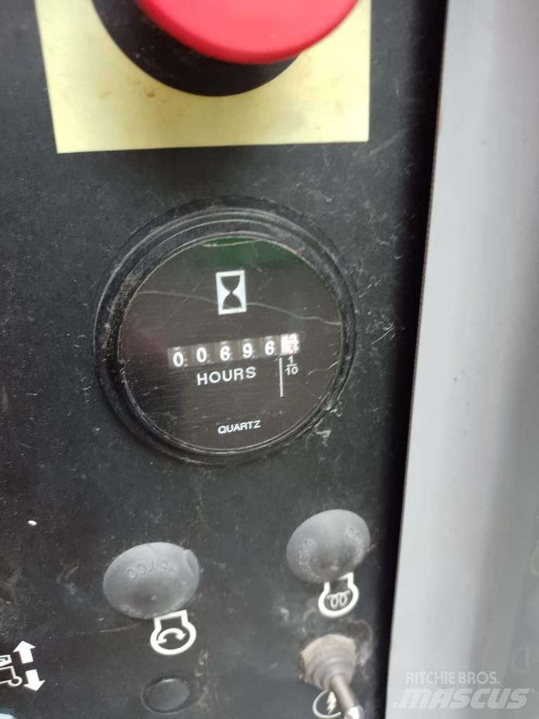 Genie Z 45/25 J Bomlifte med knækarm