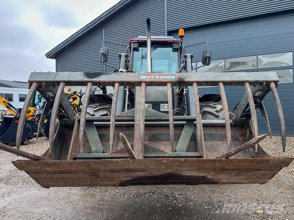 Valtra 900 Traktorer