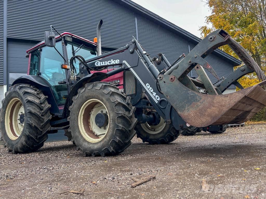 Valtra 900 Traktorer