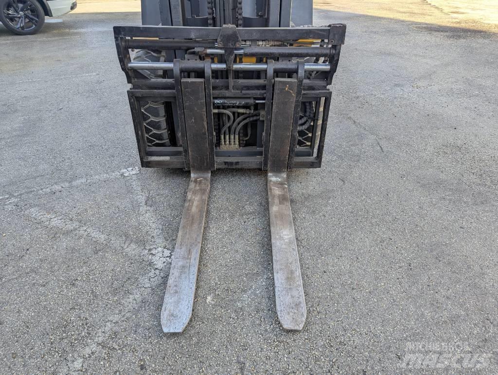 Shantui SF 30 Gaffeltrucks - andre