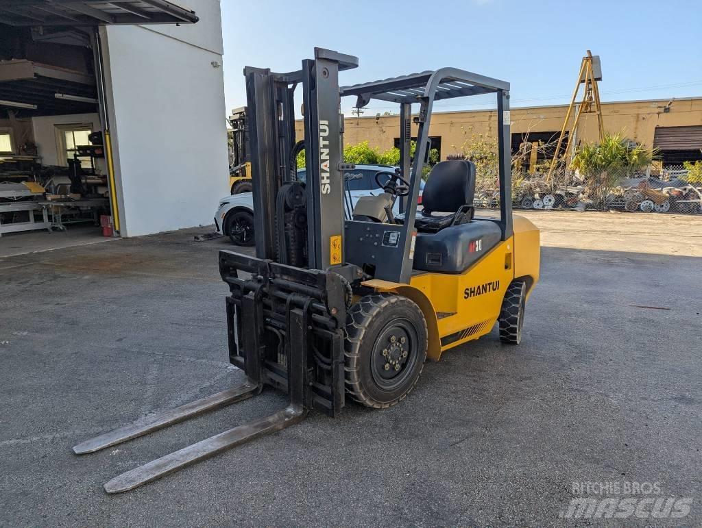 Shantui SF 30 Gaffeltrucks - andre