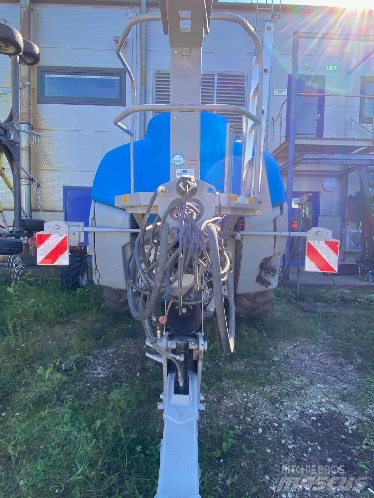 Lemken Vega 12/4000 Trailersprøjter