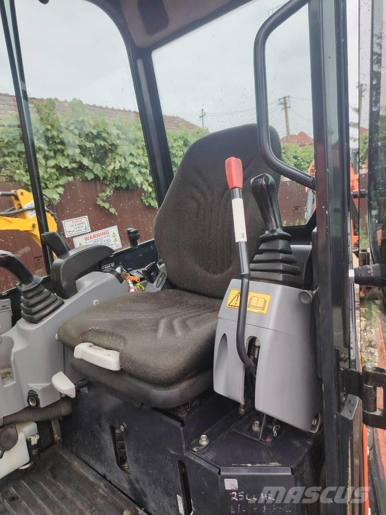 Kubota U 27-4 Minigravemaskiner