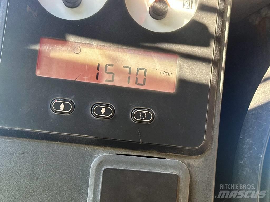 CAT 246 C Minilæsser - skridstyret