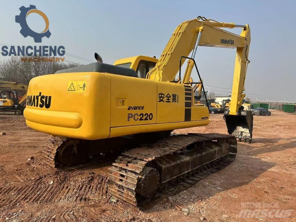 Komatsu PC 200 Gravemaskiner på larvebånd