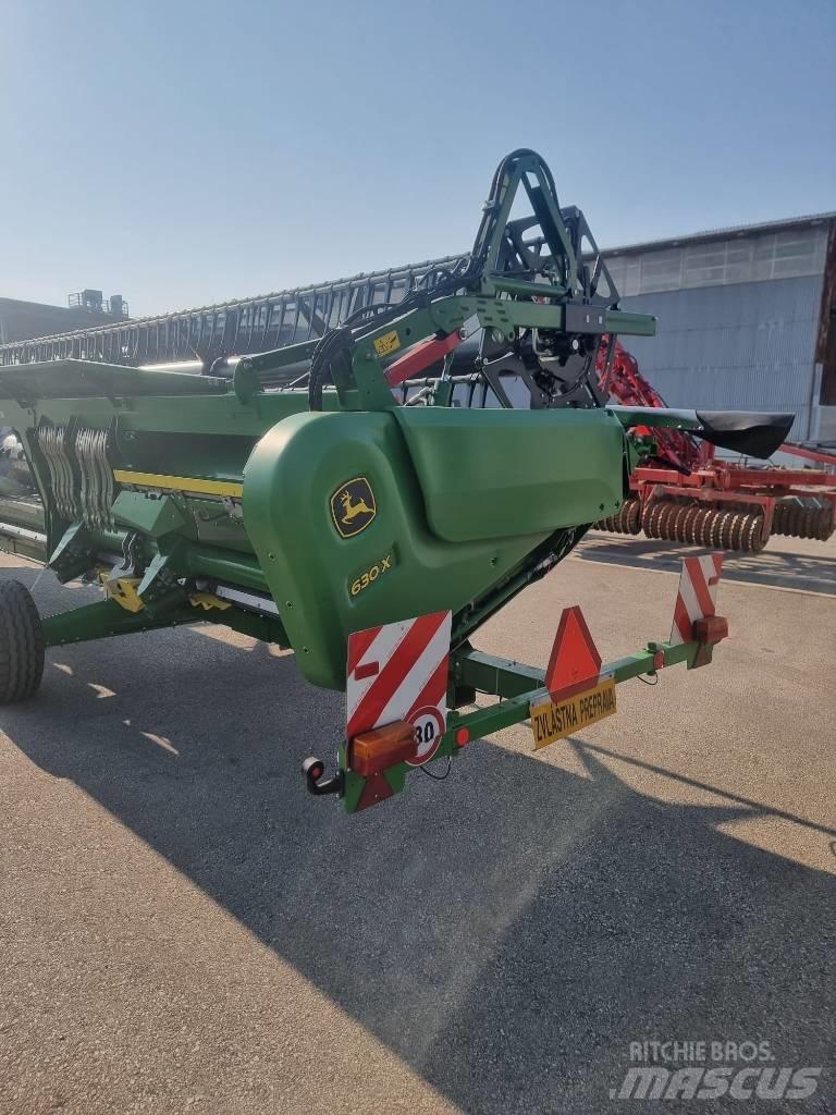John Deere T 670 i Mejetærskere