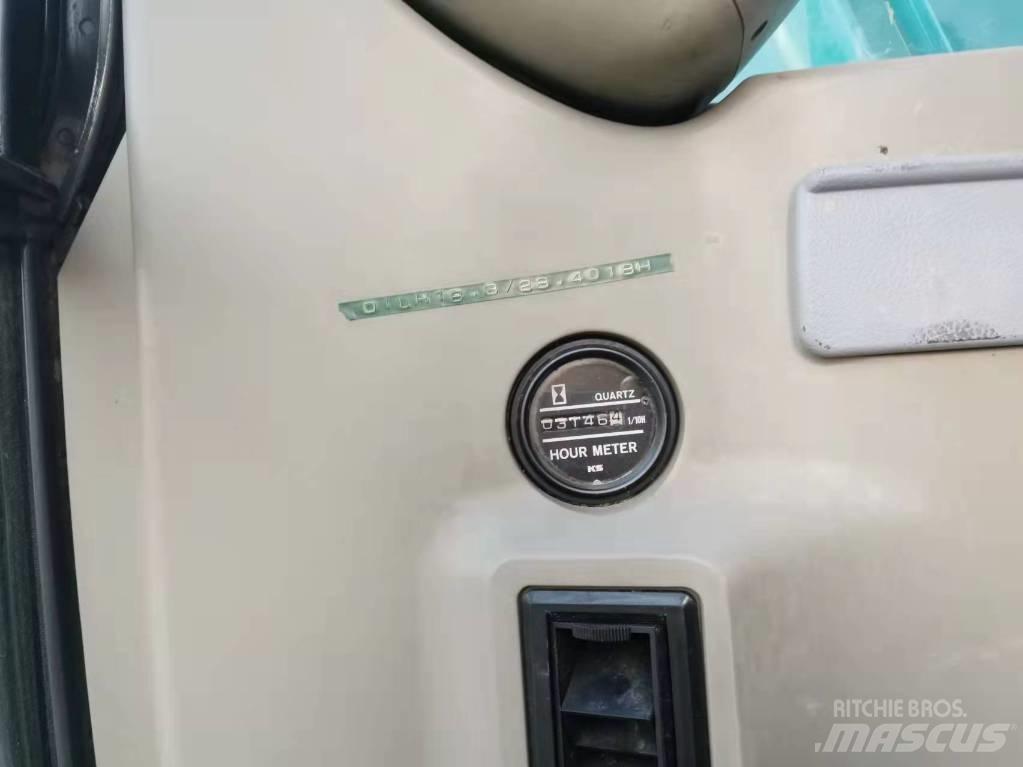 Kobelco SK 135 Gravemaskiner på larvebånd
