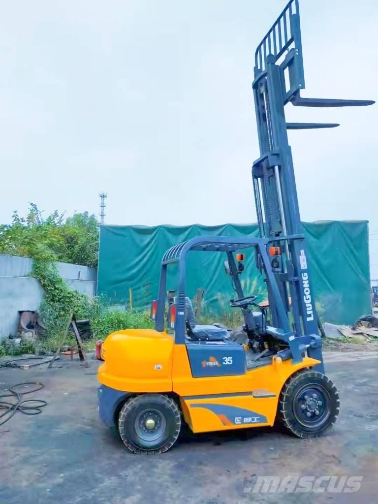 LiuGong CPC 35 Diesel gaffeltrucks