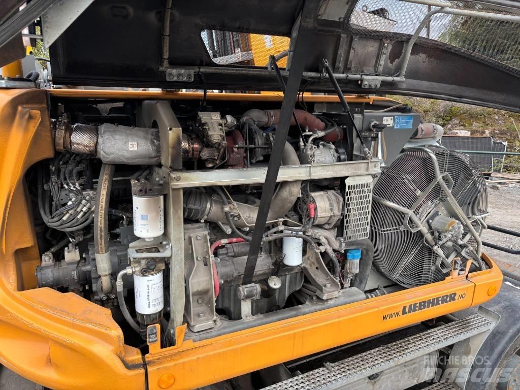 Liebherr A 914 Gravemaskiner på hjul