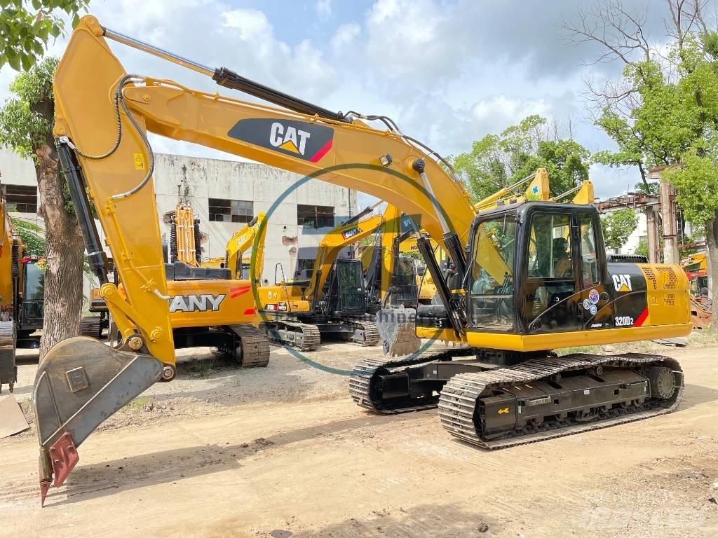 CAT 320 D 2 Midi-gravemaskiner 7t - 12t