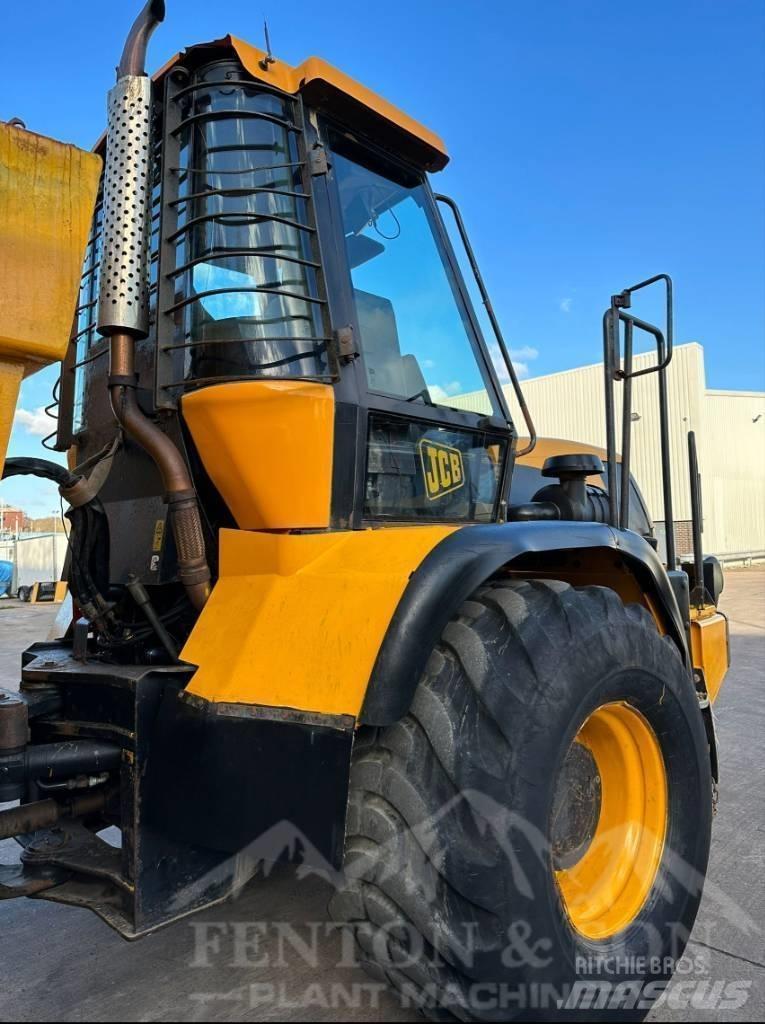 JCB 714 Terrængående lastbiler