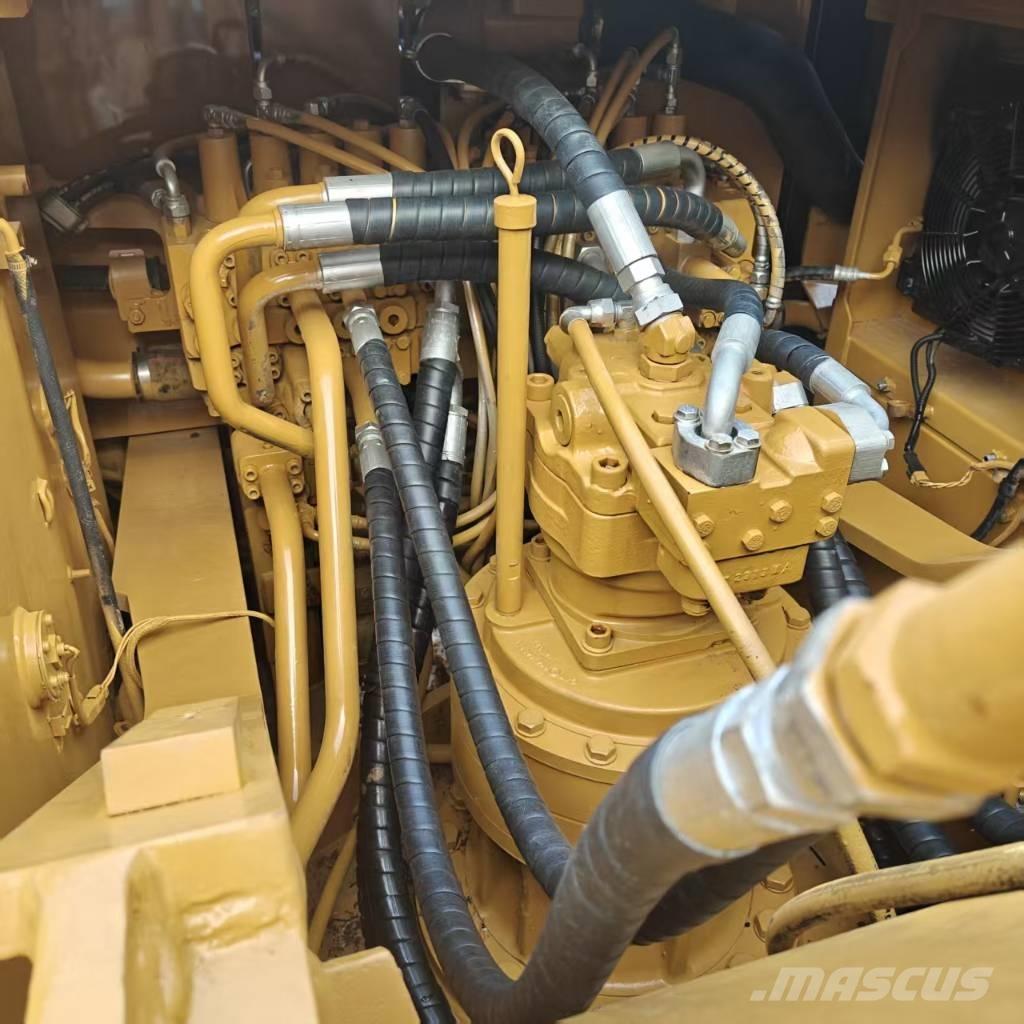 CAT 326DL Gravemaskiner på larvebånd