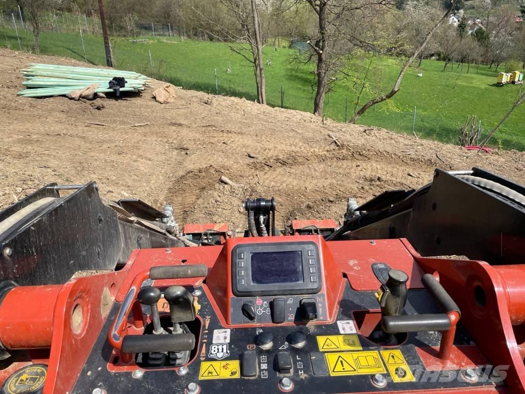 Ditch Witch SK 3000 Larvebåndslæssere