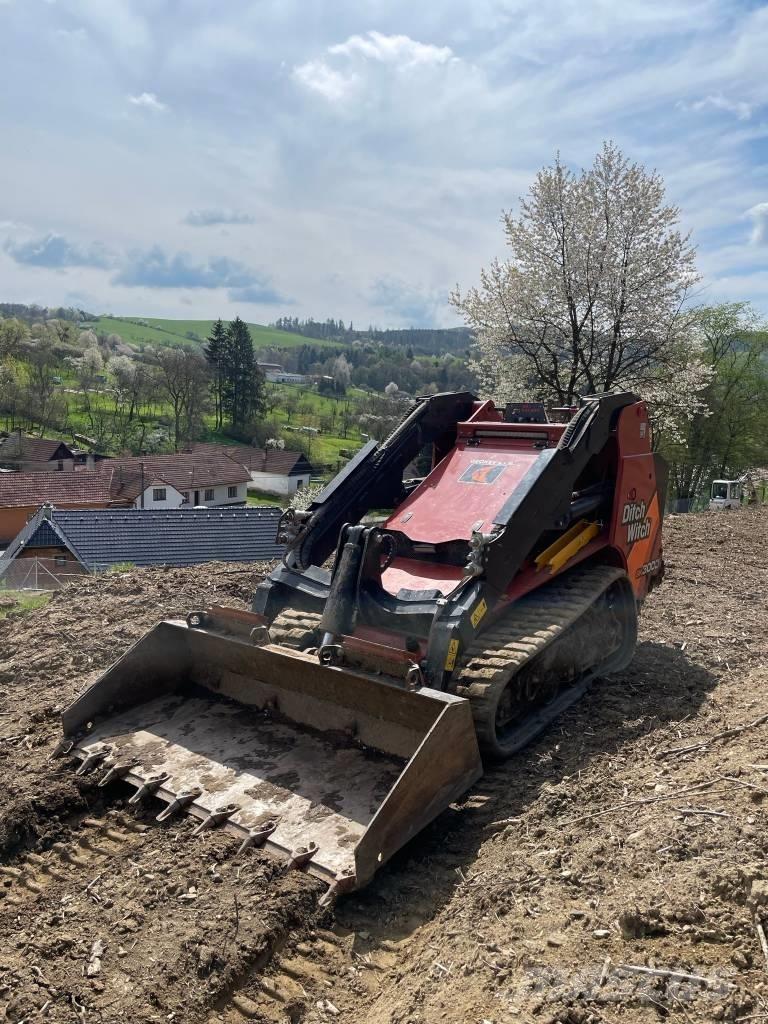 Ditch Witch SK 3000 Larvebåndslæssere
