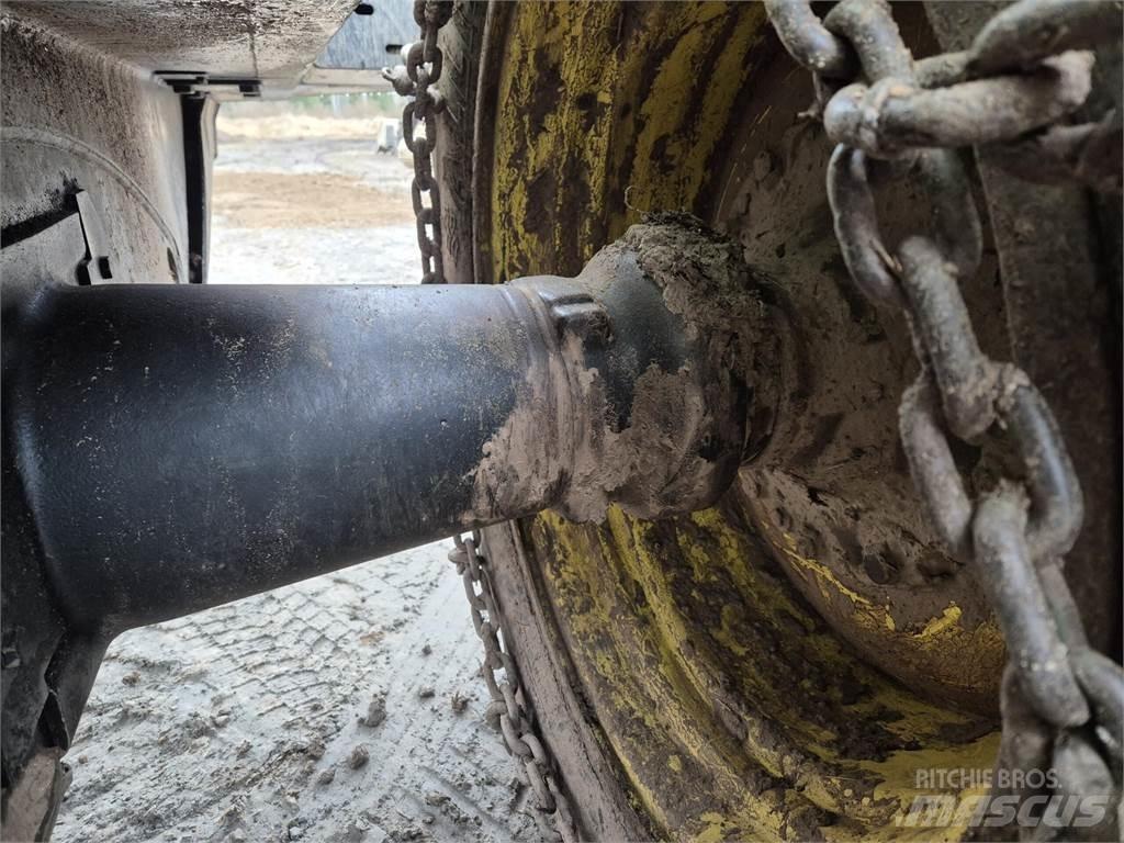 John Deere 1110D Udkørselsmaskiner