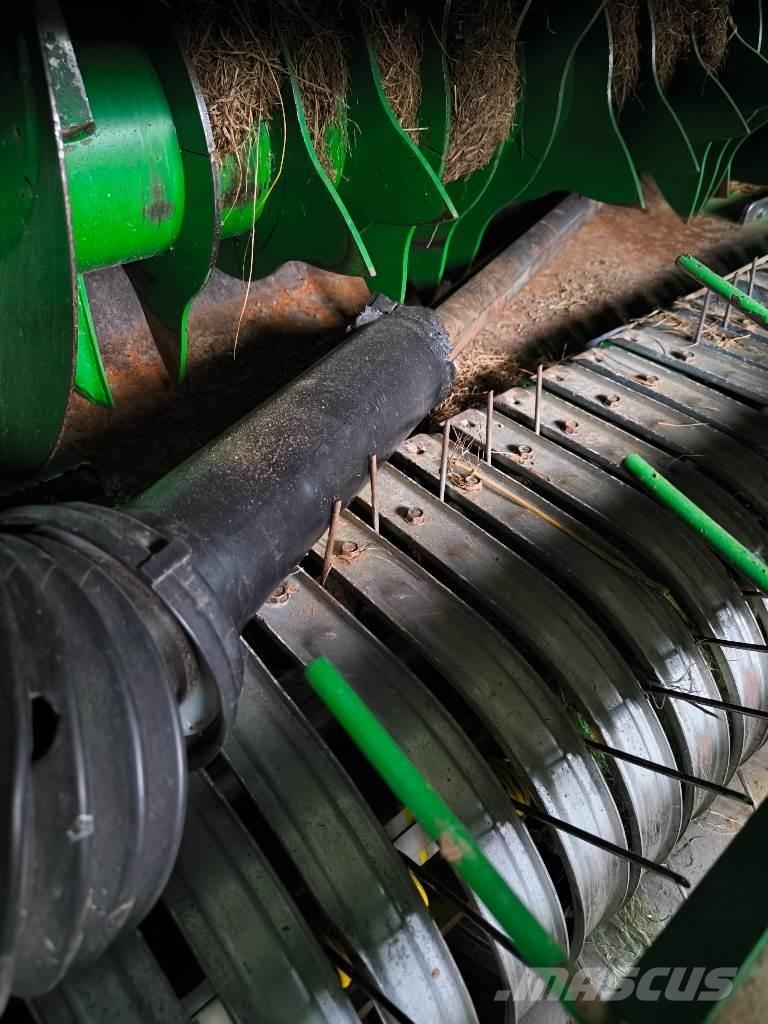 John Deere V461M Rundballe-pressere