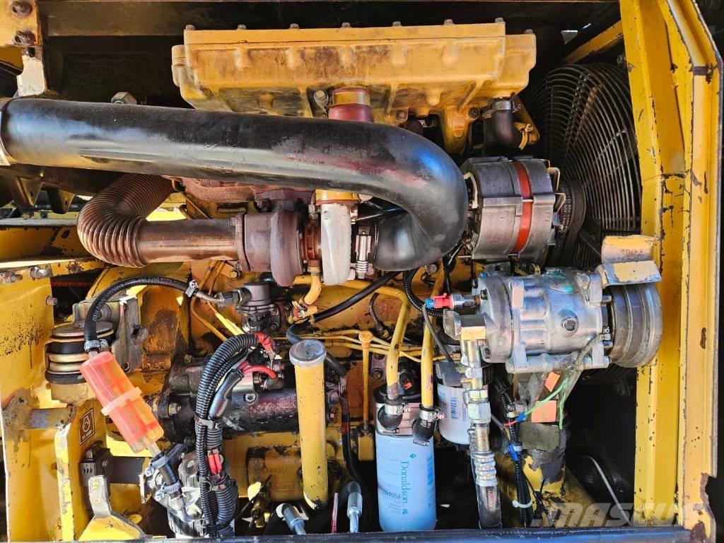CAT M 312 Gravemaskiner på hjul
