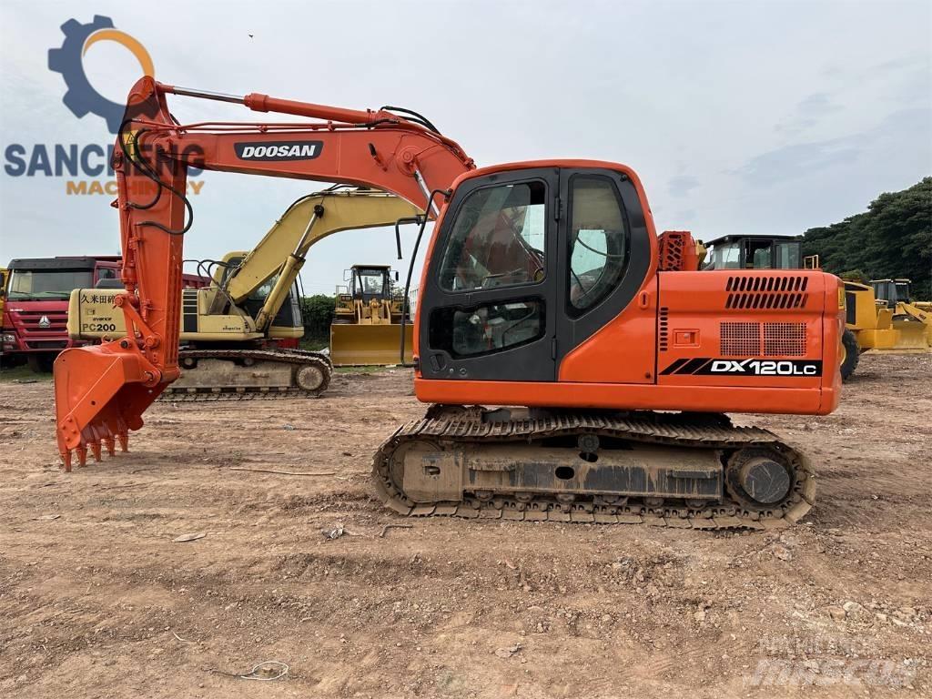 Doosan DX 120 Midi-gravemaskiner 7t - 12t