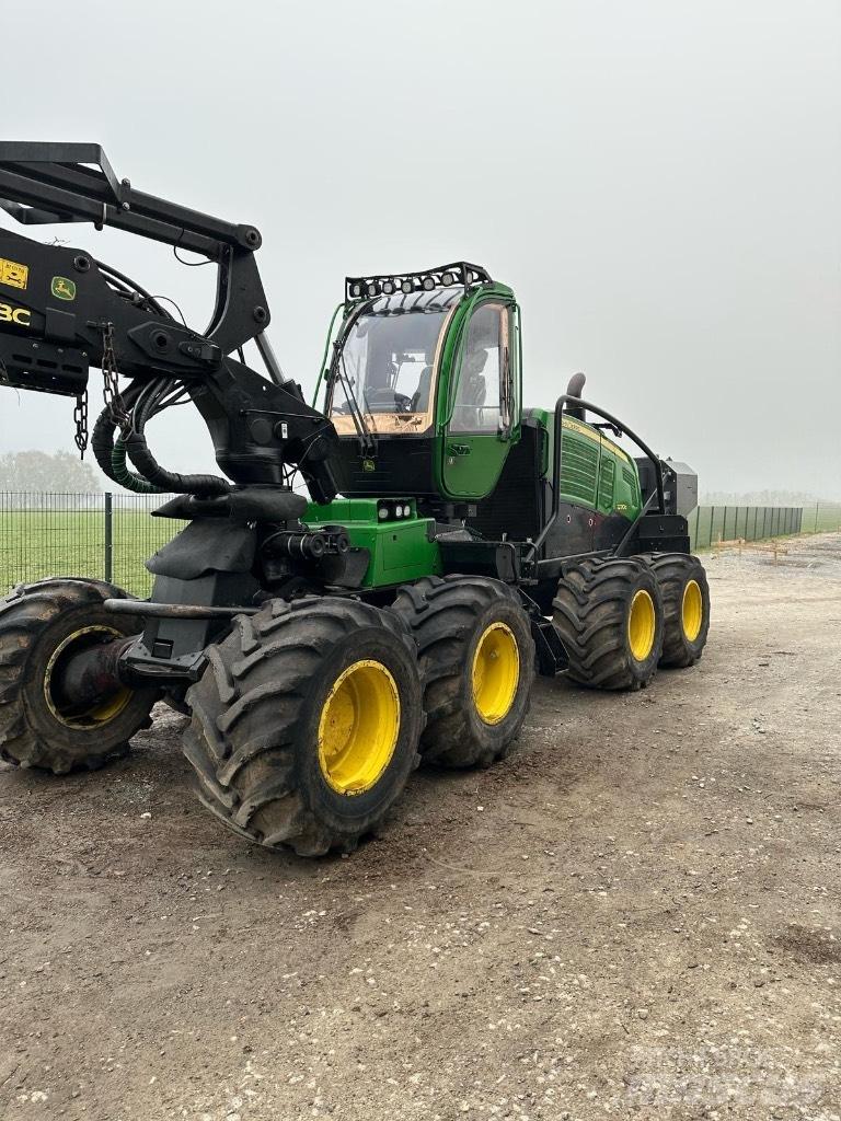 John Deere 1270 G Skovningsmaskiner