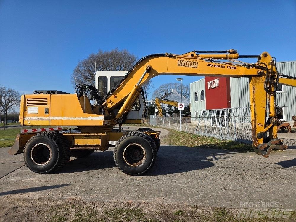 Liebherr A900 Gravemaskiner på hjul