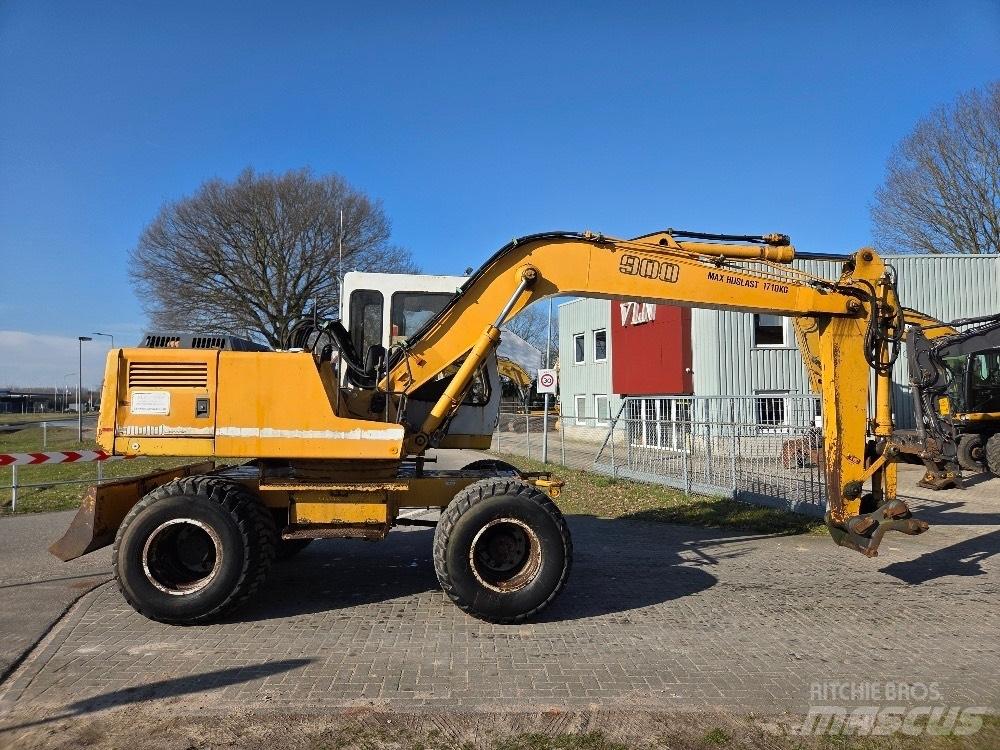 Liebherr A900 Gravemaskiner på hjul