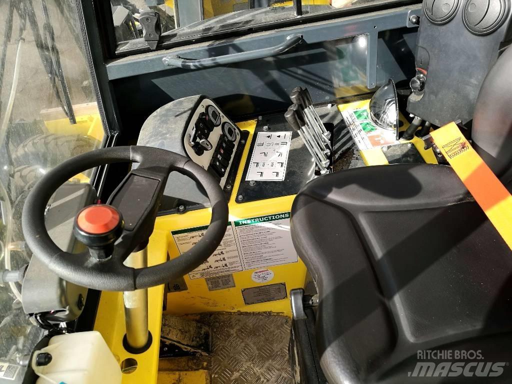 Moffett M8 35.3 Terrængående gaffeltruck