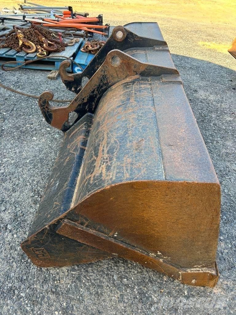 CAT 420F2 IT Rendegravere