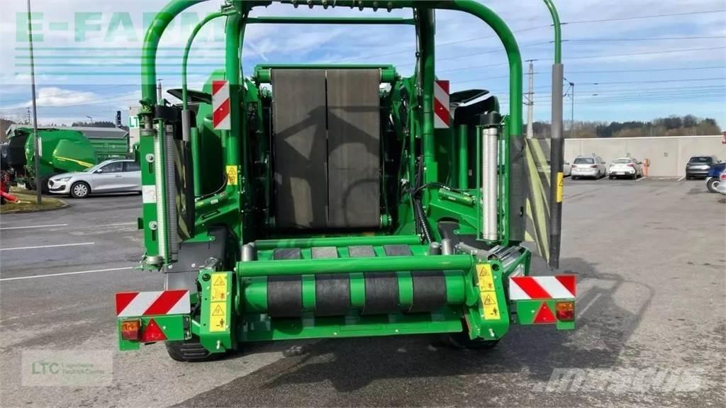 John Deere c451r Pressere til firkantede baller