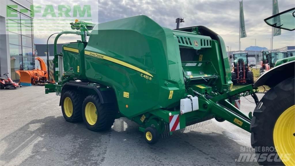 John Deere c451r Pressere til firkantede baller