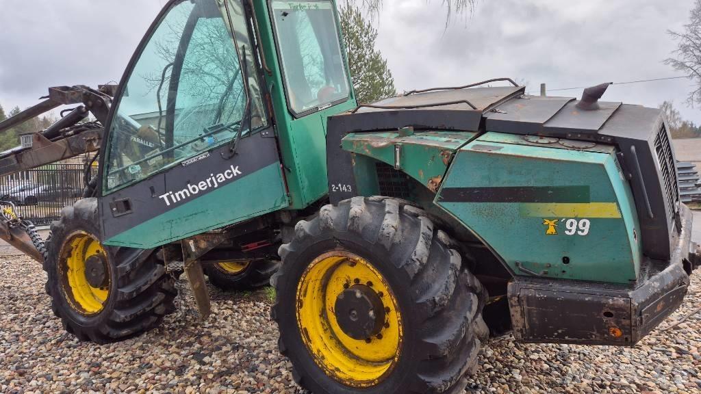 John Deere 870B Skovningsmaskiner