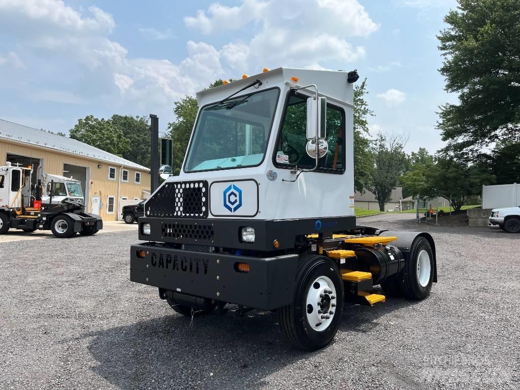 Capacity TJ5000 DOT Terminaltraktorer