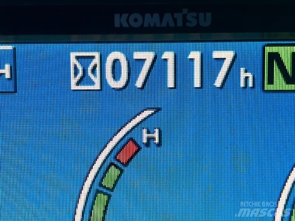 Komatsu PW 98 MR-8 Gravemaskiner på hjul