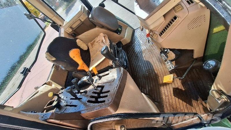 John Deere 6310 Traktorer