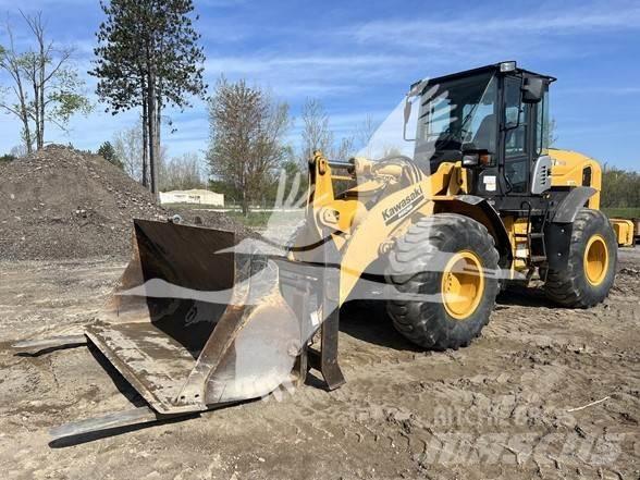 Kawasaki 67Z7 Læssemaskiner på hjul