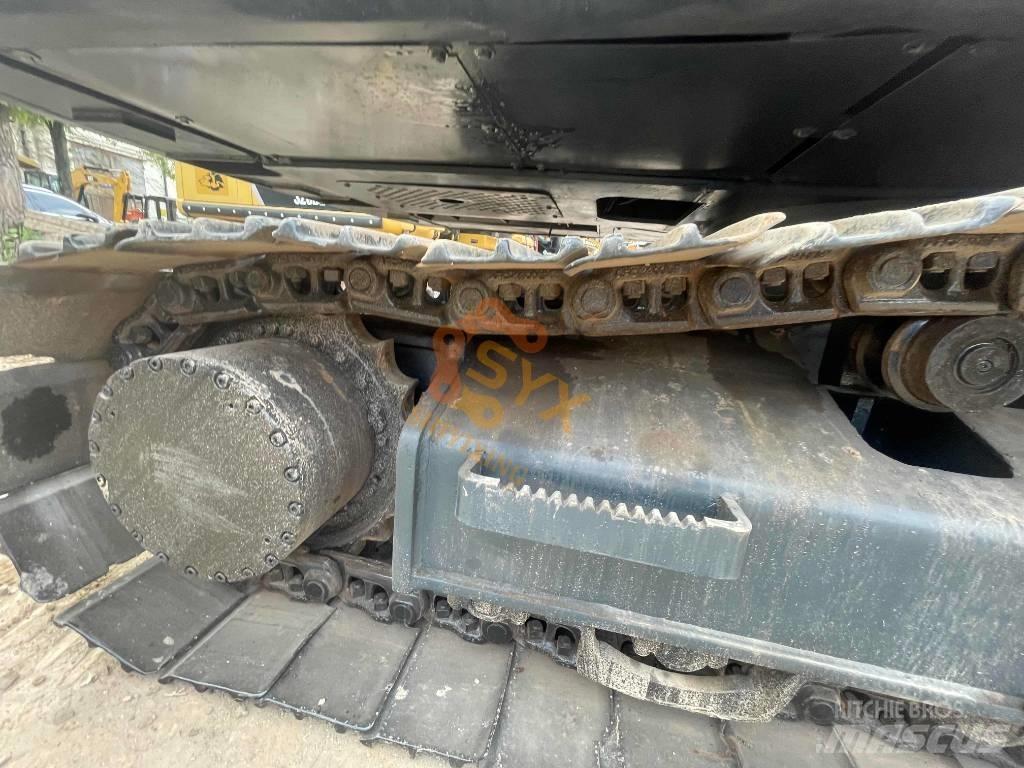 Hyundai 220 Gravemaskiner på larvebånd